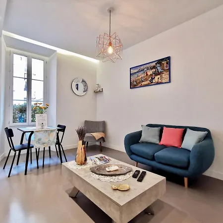 Le Petit Balcon By Guys * Nice