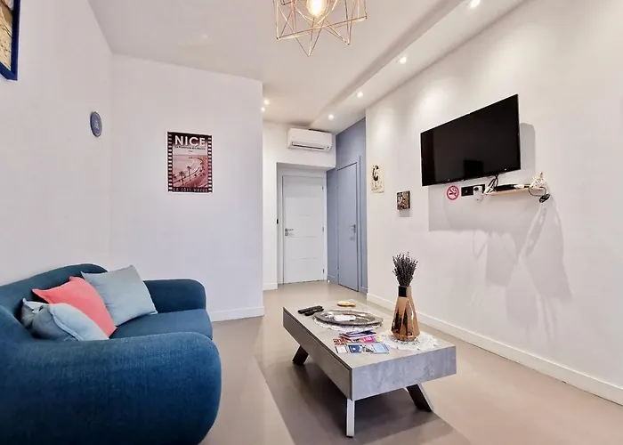 Le Petit Balcon By Guys *